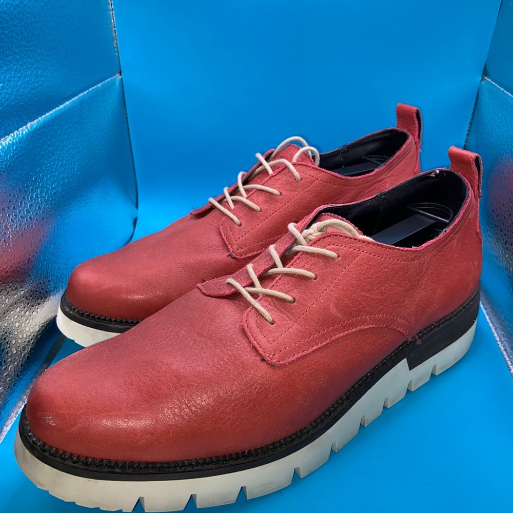 Caterpillar Inc Women’s CAT EASE Comfort Low Top Work Shoes Brick Red Sz. 11